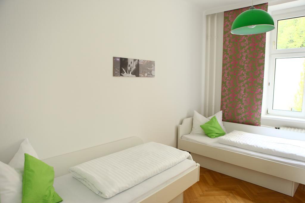 Hostel & Guesthouse Kaiser 23 Viena Habitación foto